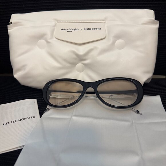 Maison Margiela x Gentle Monster Black Oval Sunnies – Viral Look